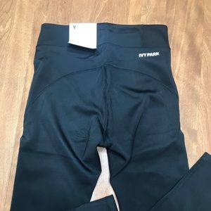 Ivy Park 3/4 compression tights